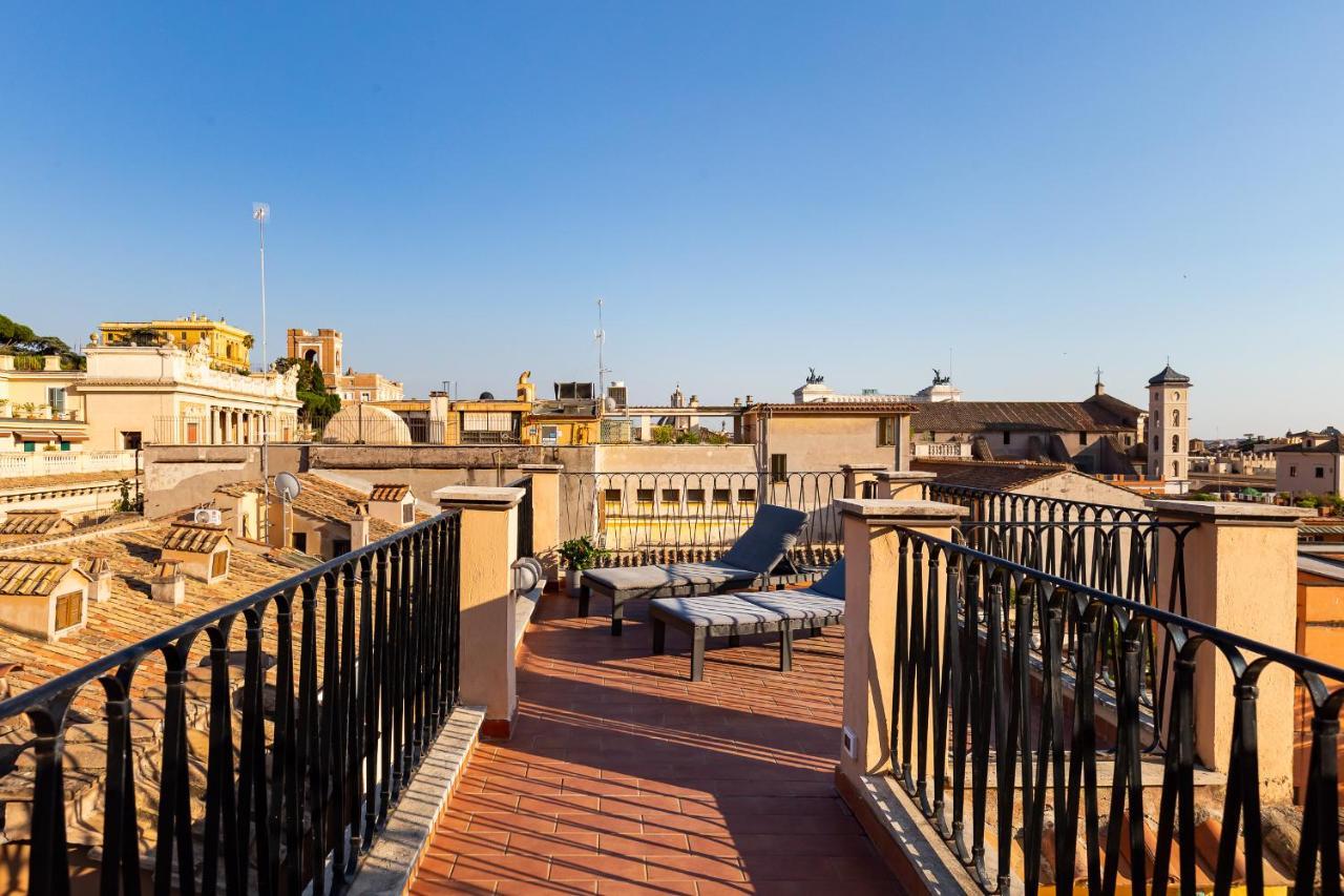 Maison d'hôtes Vivilo Trevi - Luxury Experience - Private Jacuzzi On Terrace - Insane View