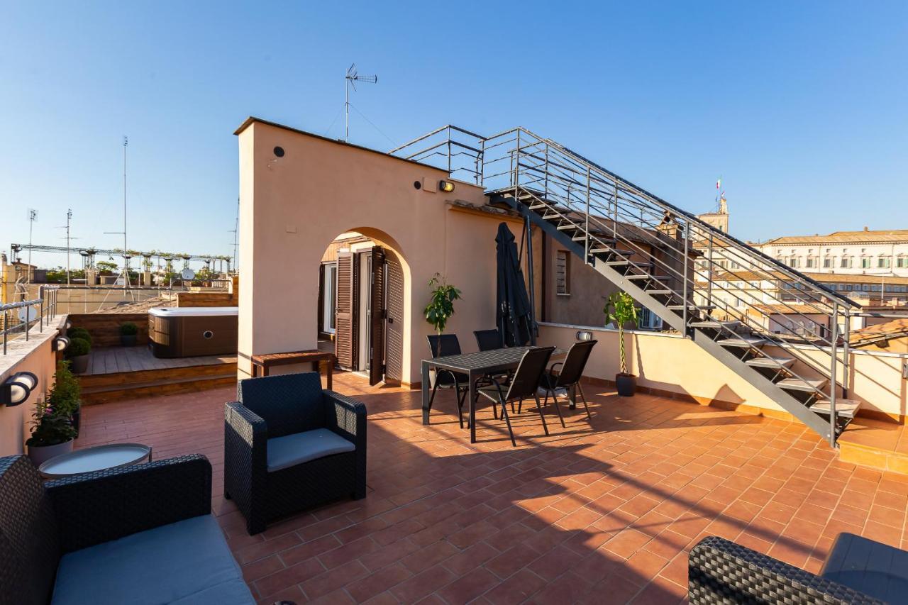 Maison d'hôtes Vivilo Trevi - Luxury Experience - Private Jacuzzi On Terrace - Insane View Rome